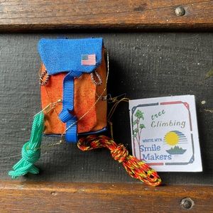 Christmas ornament- Tree Climber